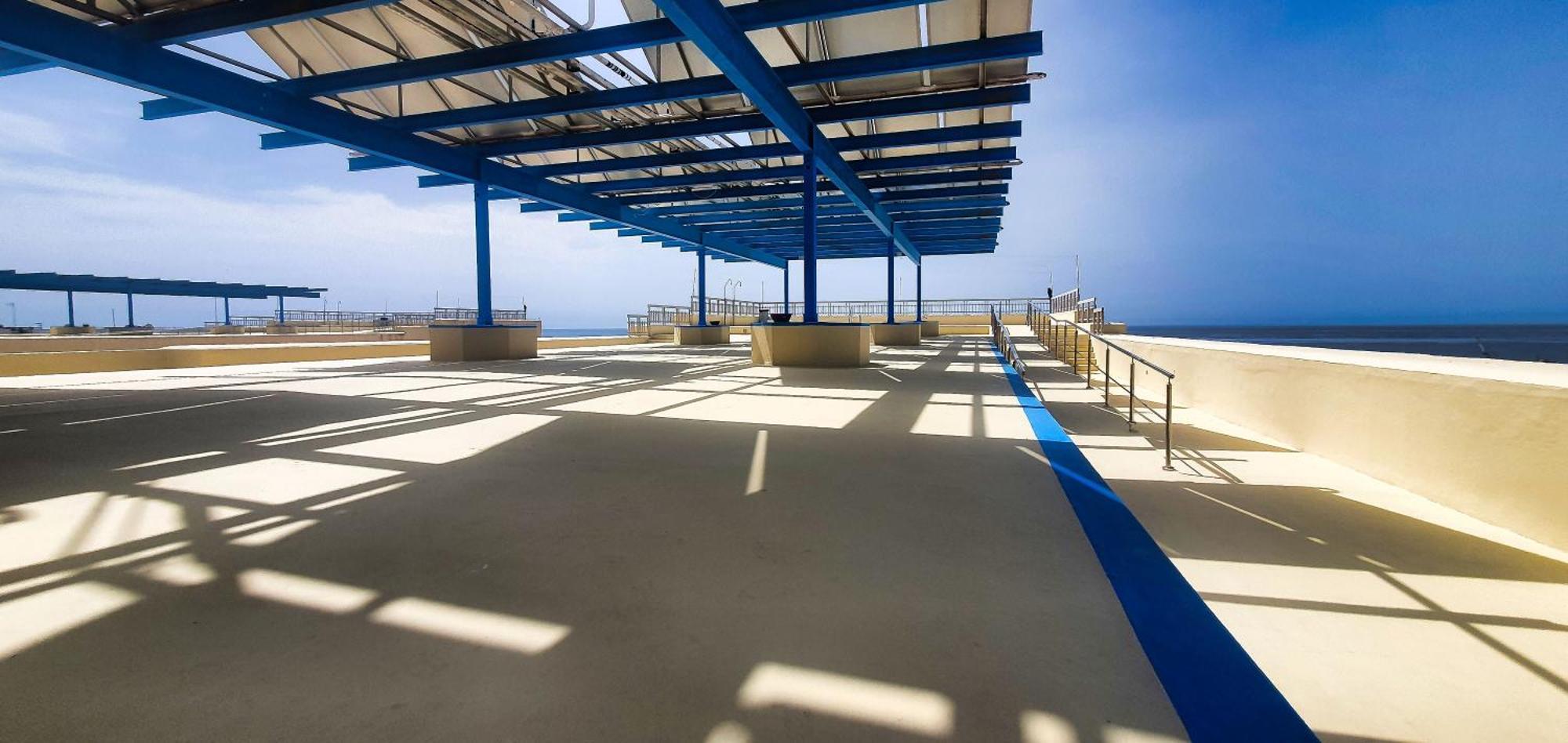 Apartment 2000. Spacious On The Promenade. Marbella